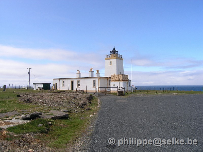 P7100036.JPG - Phare d'Eshaness, l'un des 3 phares gérés par le Shetland Trust, notre base pour 3 nuits - Shetland (Uk)